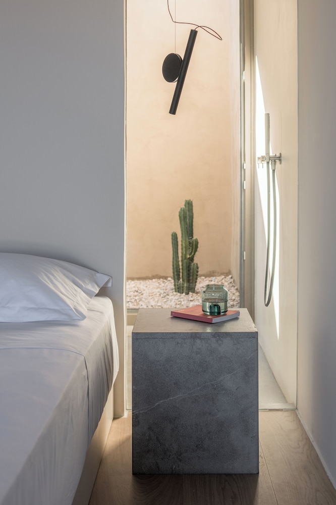 Aesthesis Boutique Villas Katikies