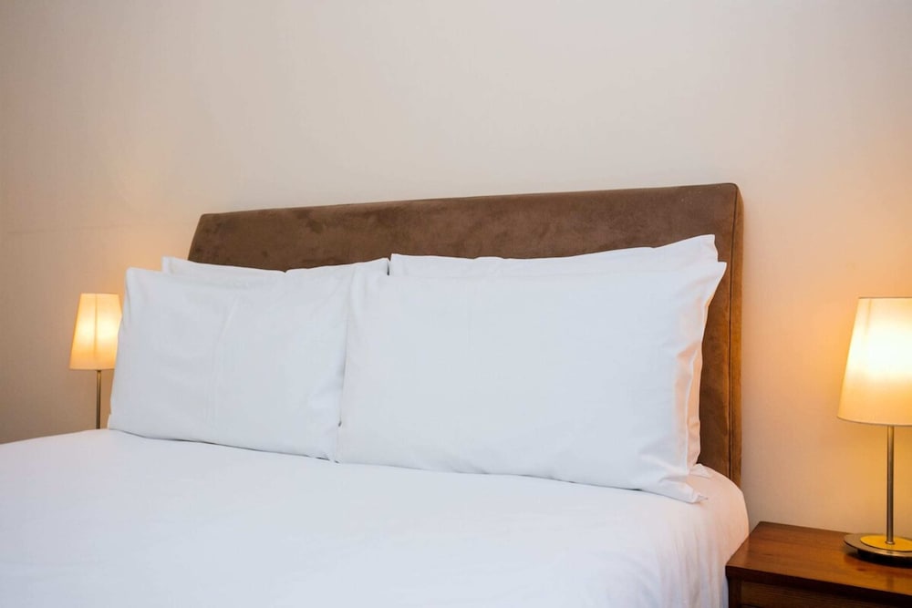 1 Bedroom Apartment near St. Paul's Cathedral