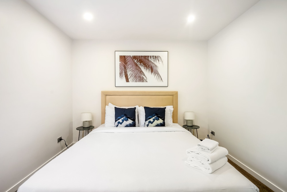 The Perfect Spacious 2BR Getaway-Netflix-3