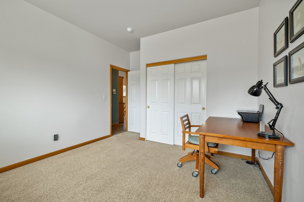 Taft at Old Mill - Pet-friendly & Near Downtown