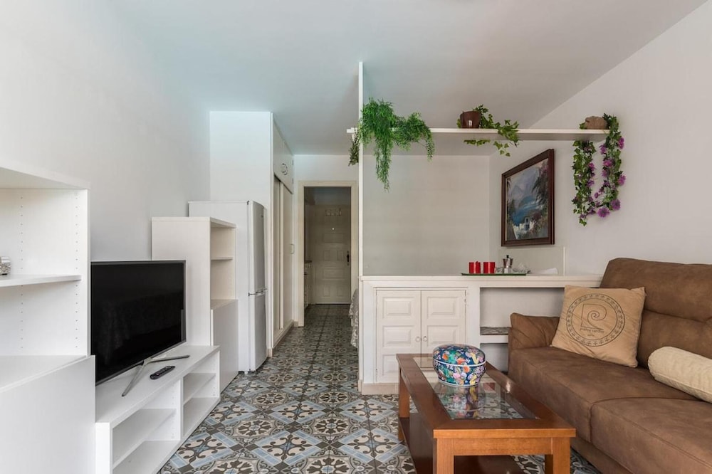 Renovated Apartment by the Sea in Playa del Ingles
