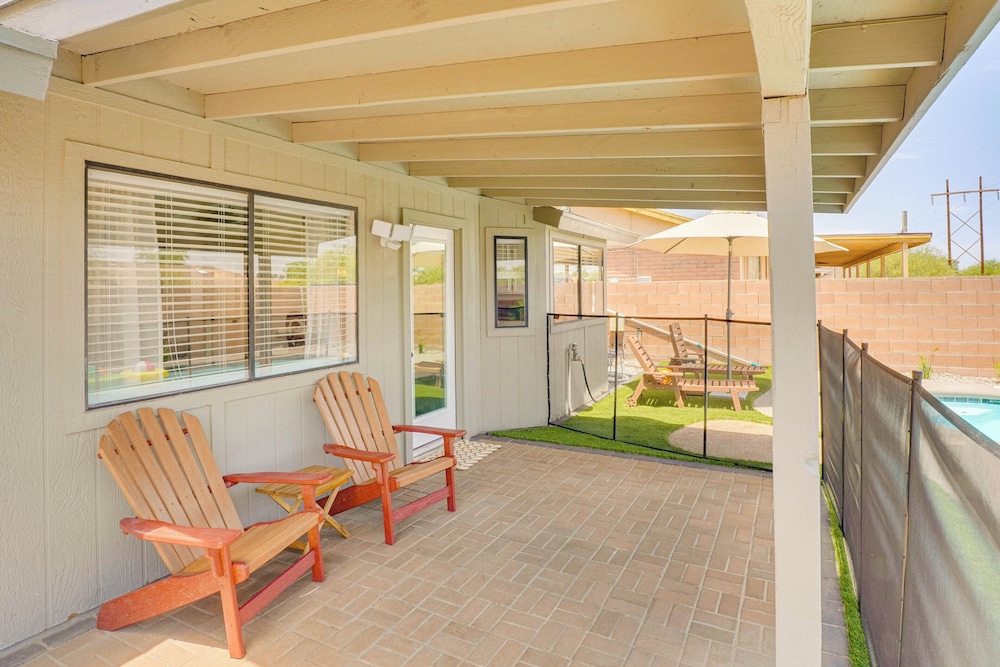 6 Mi to Dtwn: Tucson Gem w/ Outdoor Oasis!