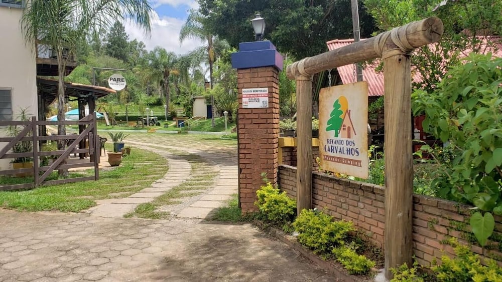 Pousada Fazenda Recanto dos Carvalhos