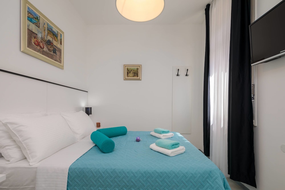 PLR Accommodation