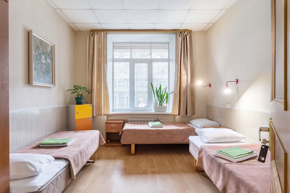 Metro-Tour Hostel