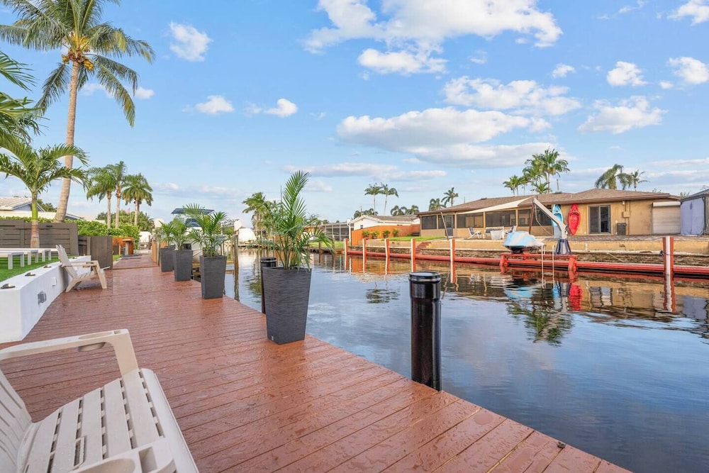 Waterfront Duplex Tropical Oasis