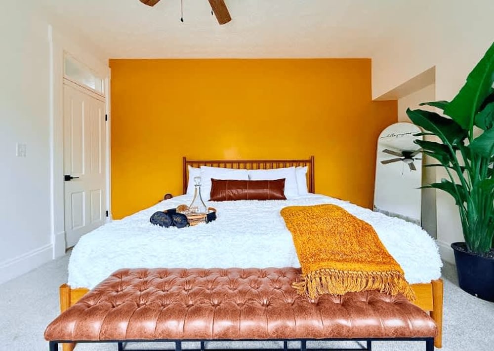 Short North Convention King Bed Free Parking