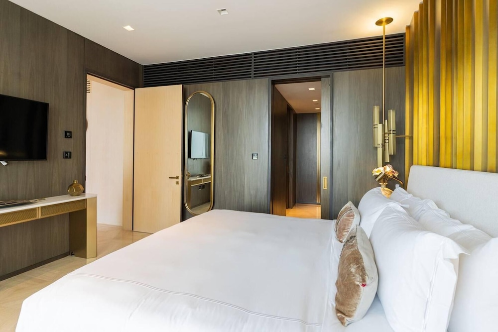 Five Palm Jumeirah Luxurious 2bdr Stunning Views