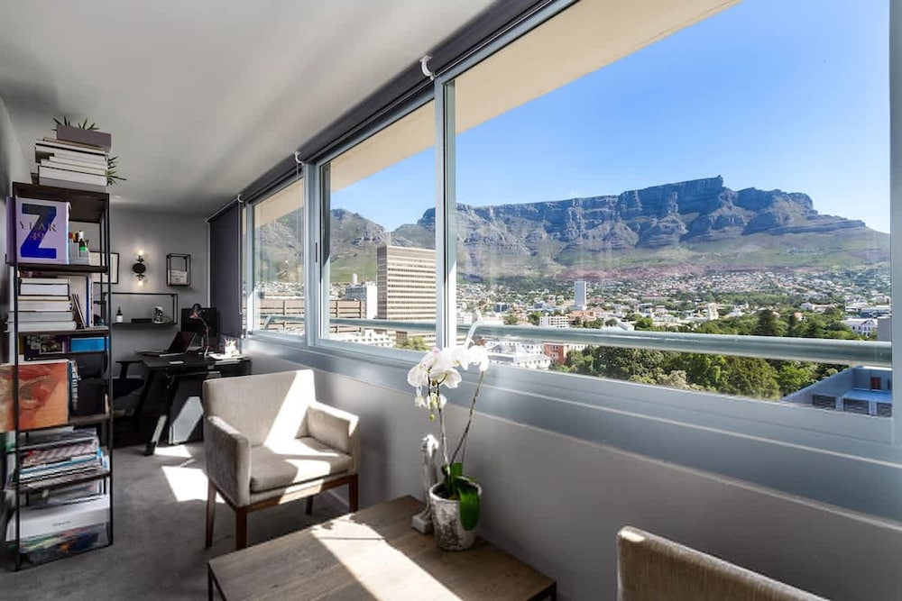 Art Apartment III in Cape Town