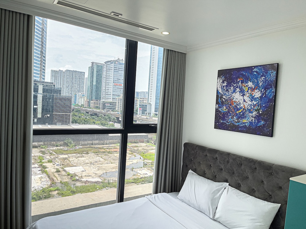 TIL - Vinhomes Skylake Elegance Suites