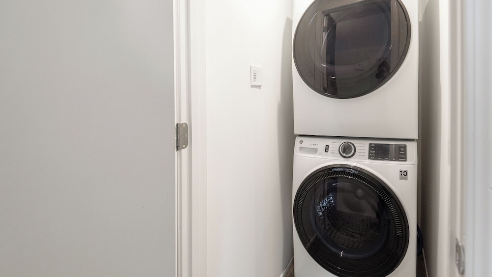  Landing Furnished Apartments Downtown Memphis