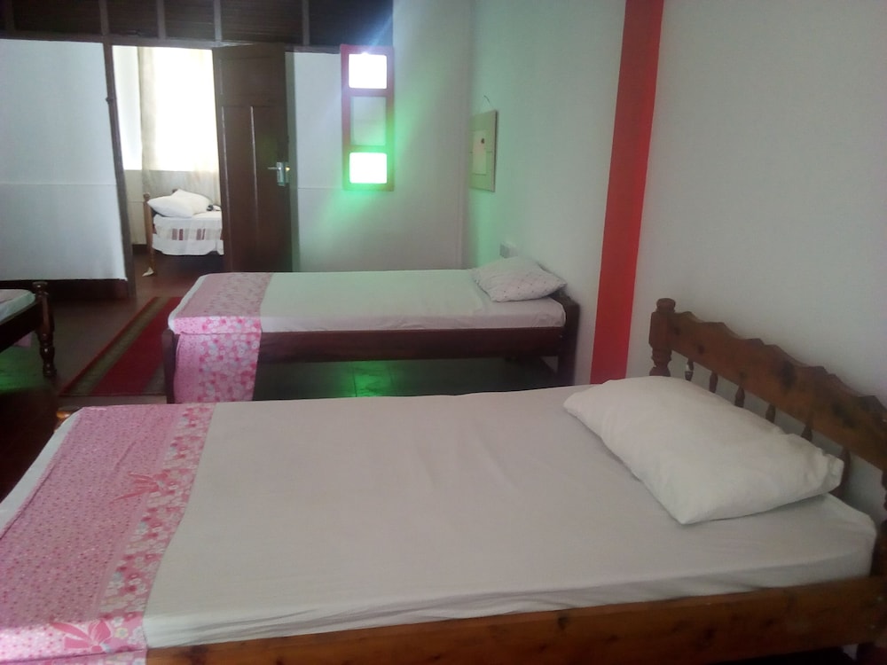 CDH Backpackers