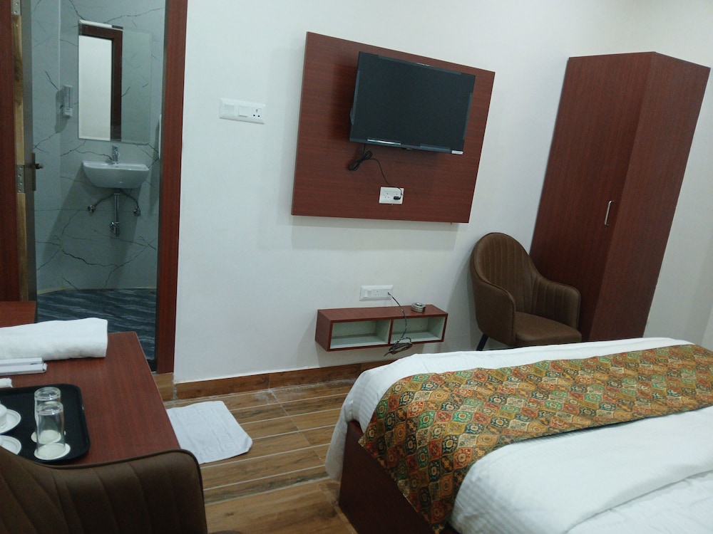 The Millennium Kashi Hotel