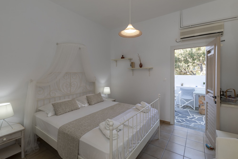 Irini Pension
