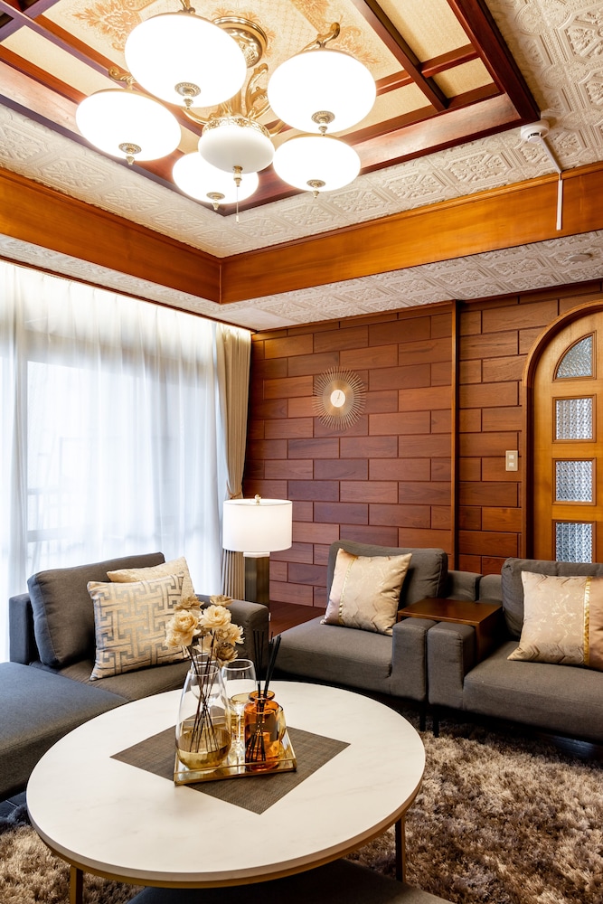 Naha House