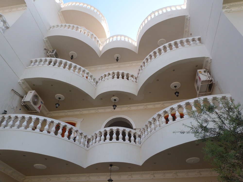 Mountain View Apartments
