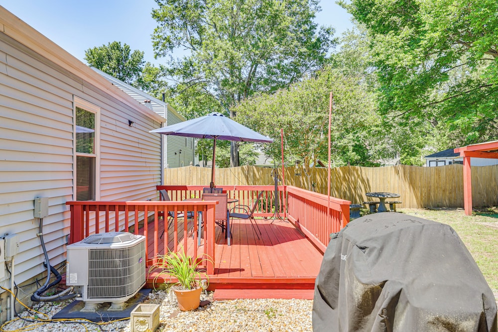 5 Mi to Dtwn: Family-friendly Home in Richmond!