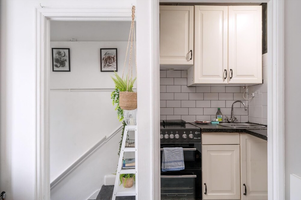 Cosy Mews Flat Near Little Venice