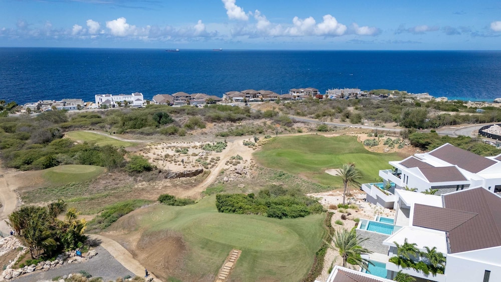 NEW The Cape at Blue Bay Golf Beach Resort