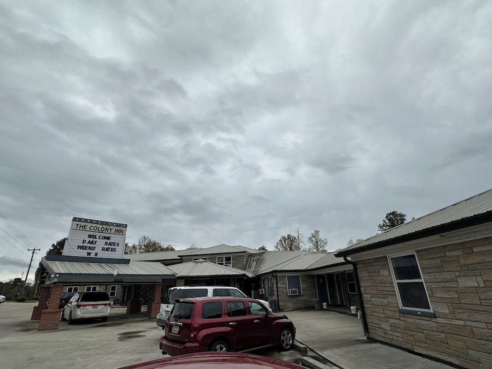 Colony Inn By OYO Columbus US-280