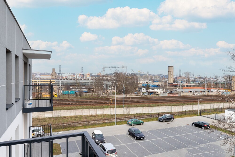 Okrzei Apartment Gdynia by Renters view 5