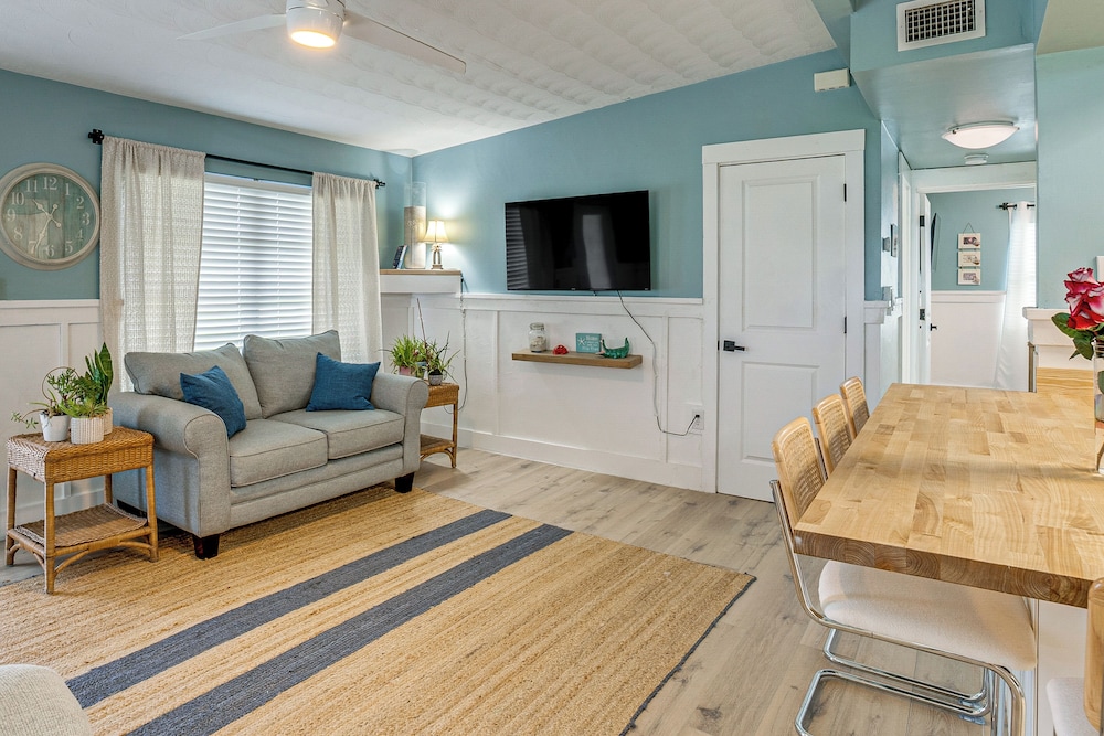 < 2 Mi to Punta Gorda Beach Park! Nautical Retreat