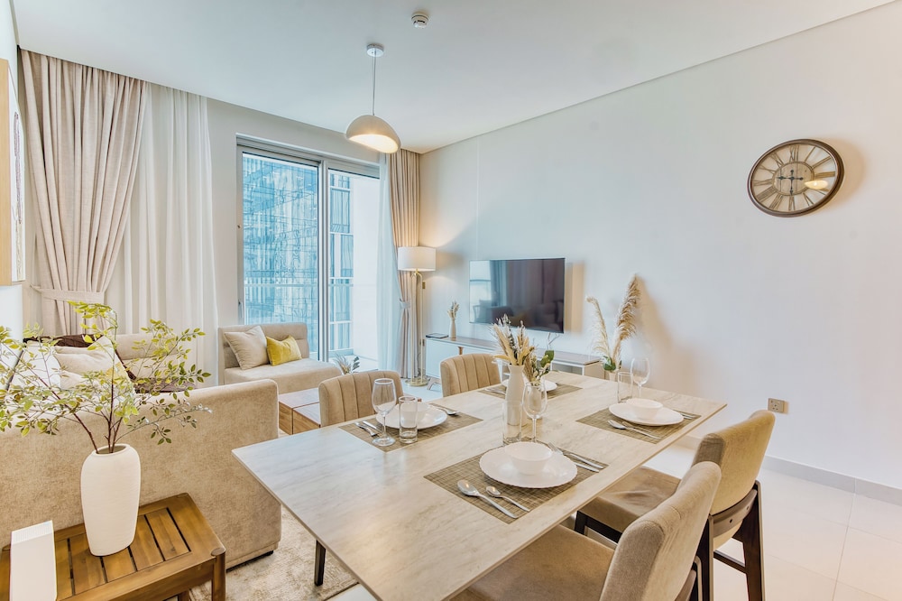 PVH - Magnificent 2BR - Vida Dubai Mall