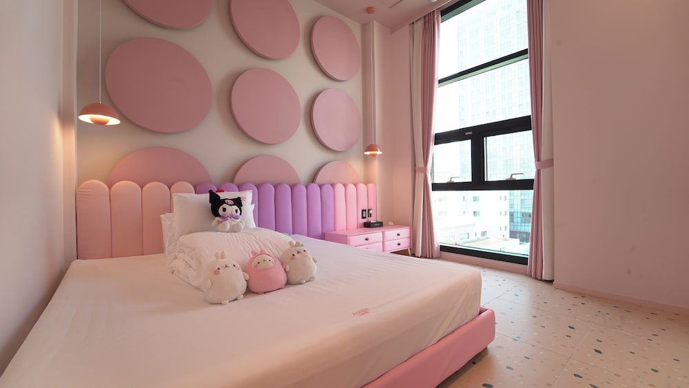 BUSAN ALMOND KIDS POOL VILLA NAMPO