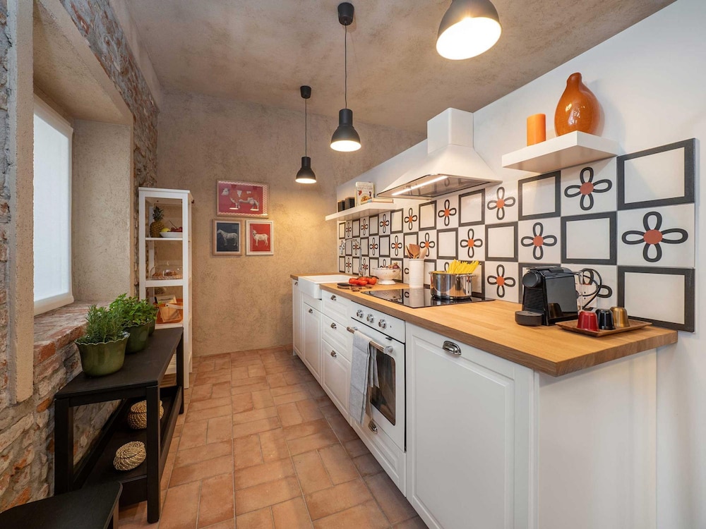 Green Lodge - Apartment 3 - 1 BR 1 Bath