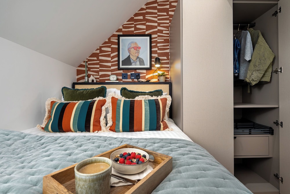 Your Apartment - Camden