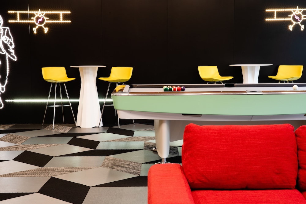 lounge