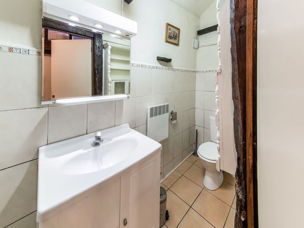 Characteristic Holiday Home in Cherain With Balcony