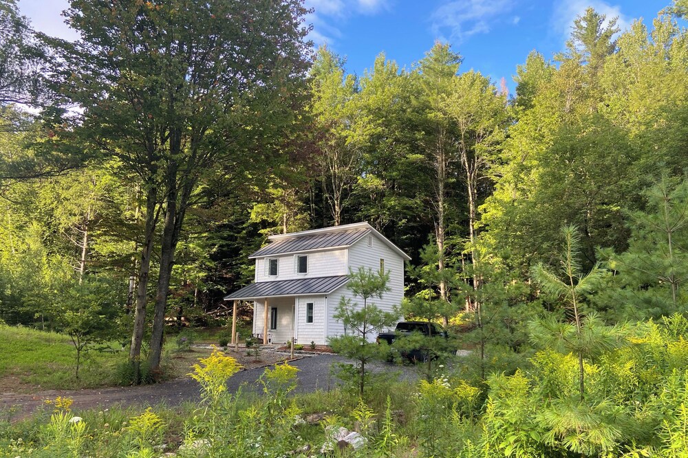 Modern Mountain Home Near Smugglers Notch & Stowe view 5