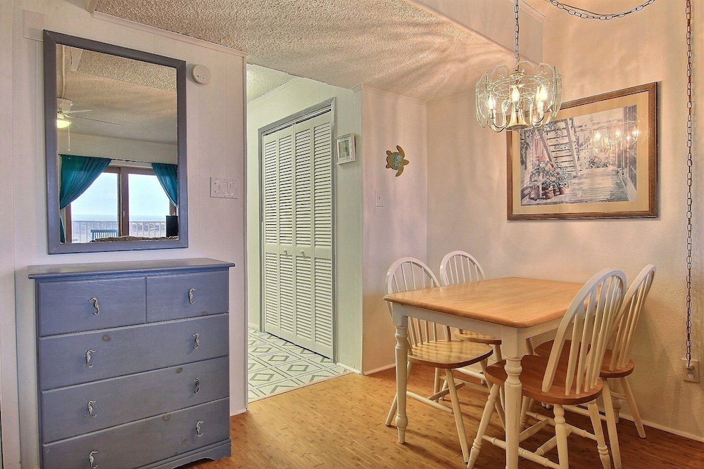 The Beach Hut 135IR