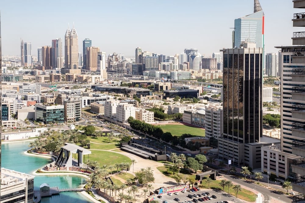 Sophisticated 1BR Apartment in Dubai Marina