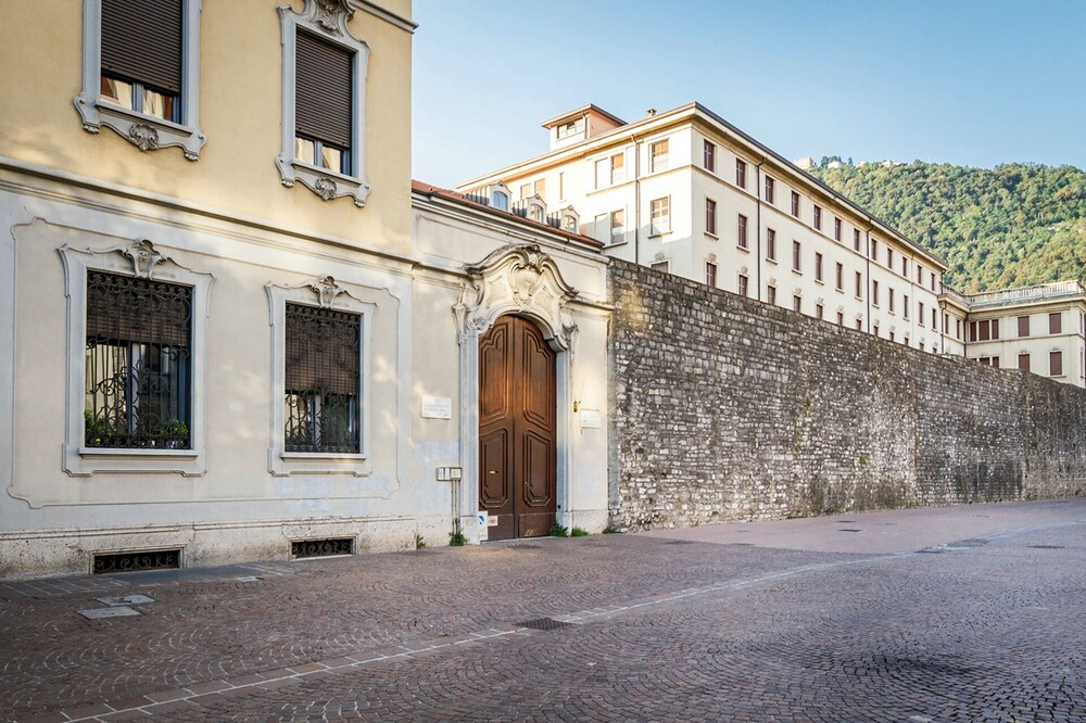 Porta Torre Lofts