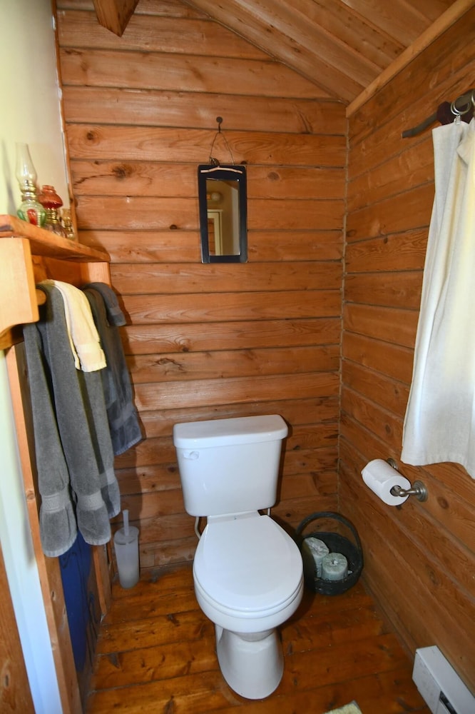 Whispering Hills - Couples Getaway - Property Image 25