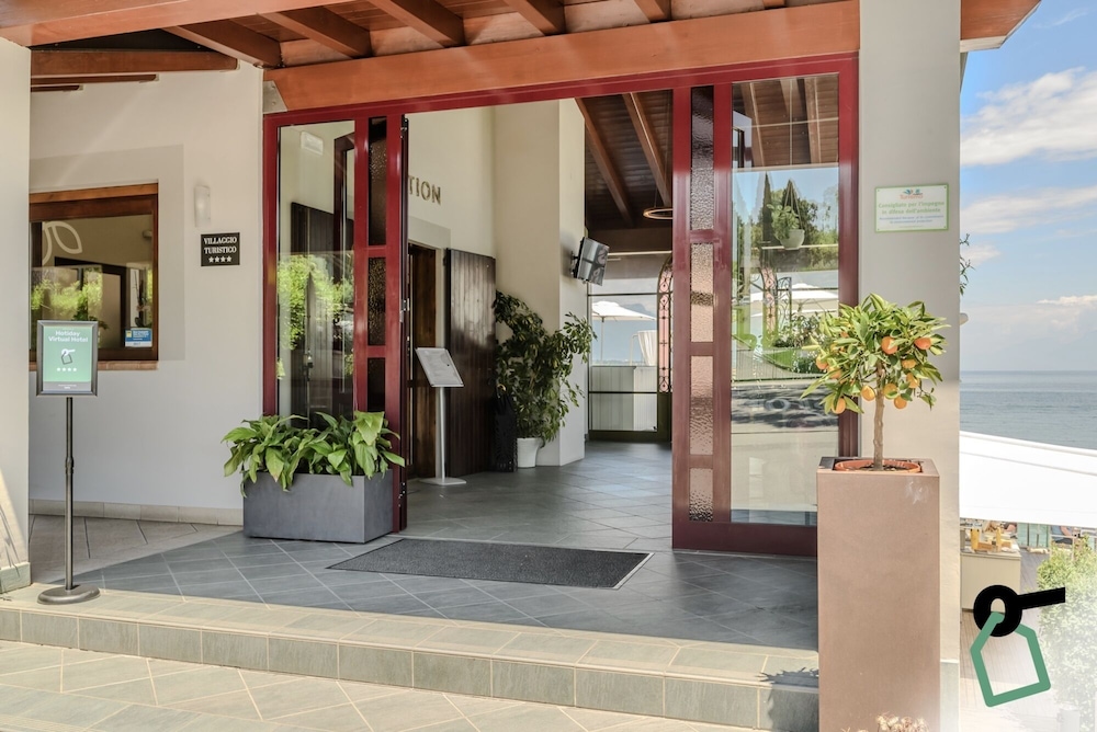 HOTIDAY Apartments Desenzano