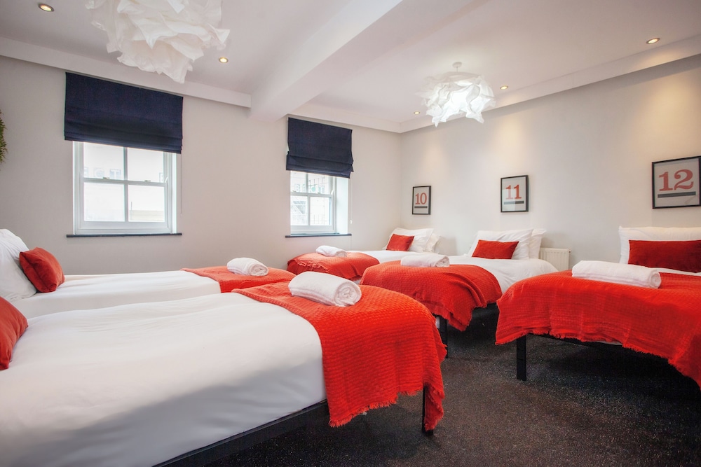 higgihaus 107 Sleeps 4 Monday - Friday