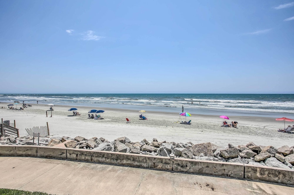 North Myrtle Beach Condo w/ Stunning Ocean Views! view 5