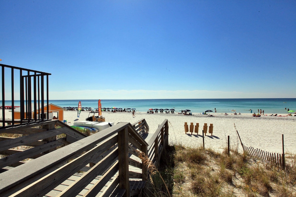 Beachside Towers at Sandestin by Panhandle Getaways