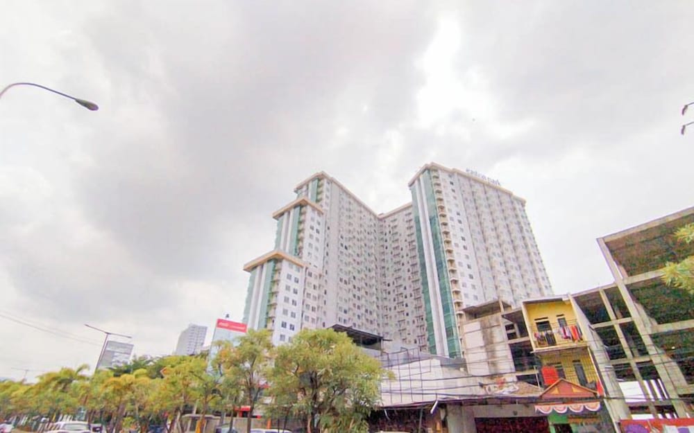Tranquil and Comfy Studio Apartment at Easton Park Residence Jatinangor