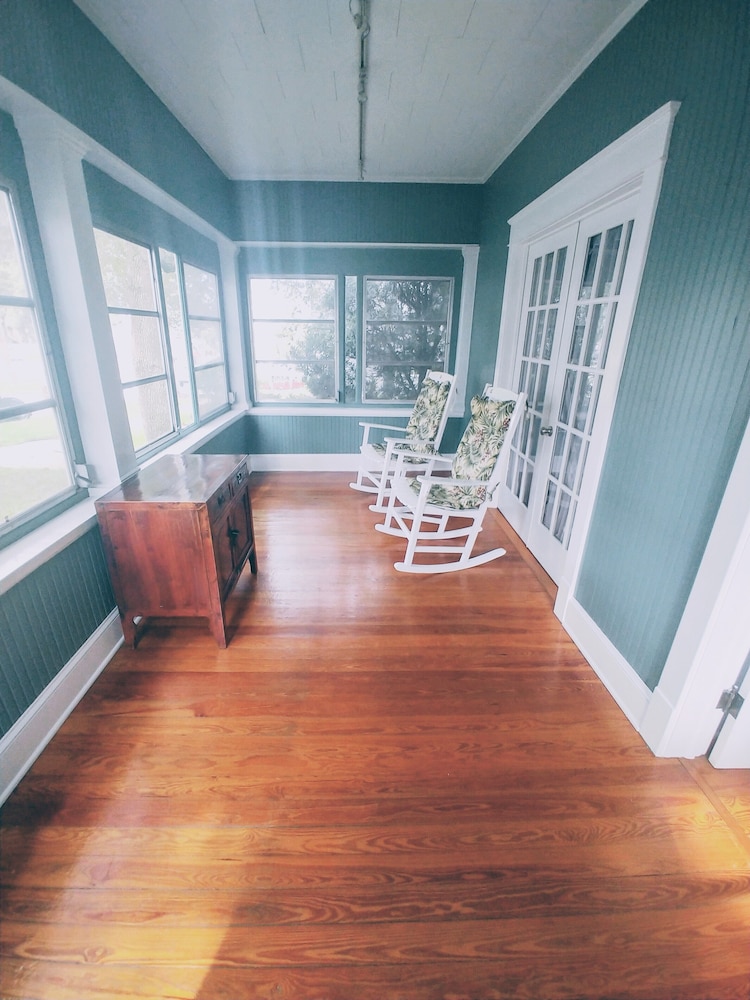 Mount Dora Cottages