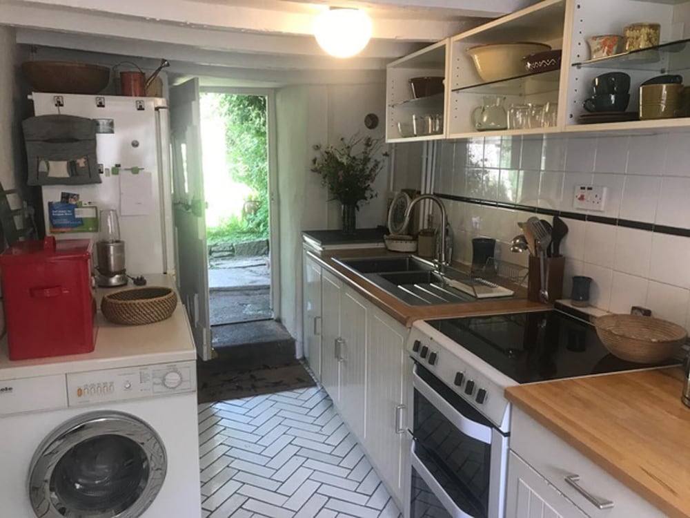 Photo 19