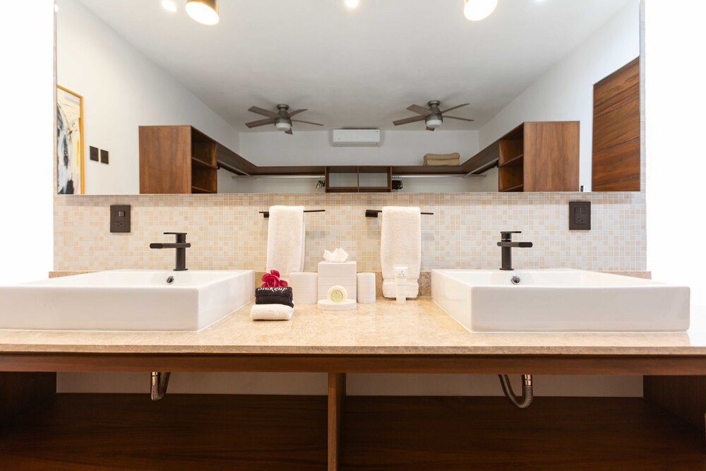 Punta De Mita - Luxury 7 BR Villa Oceanview