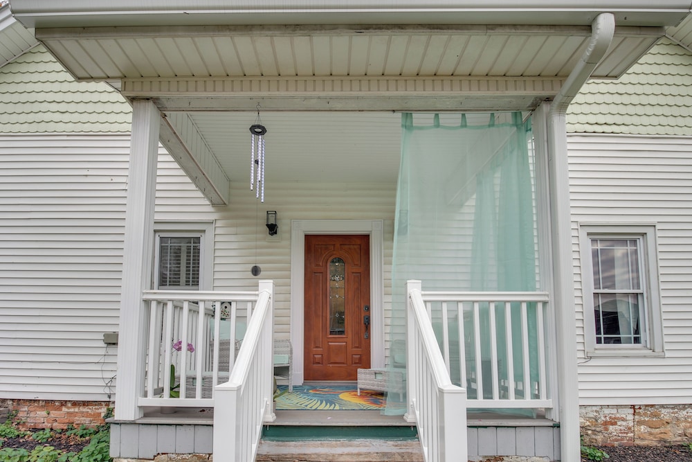 Walk to UT Southern & Dtwn Pulaski: Historic Home