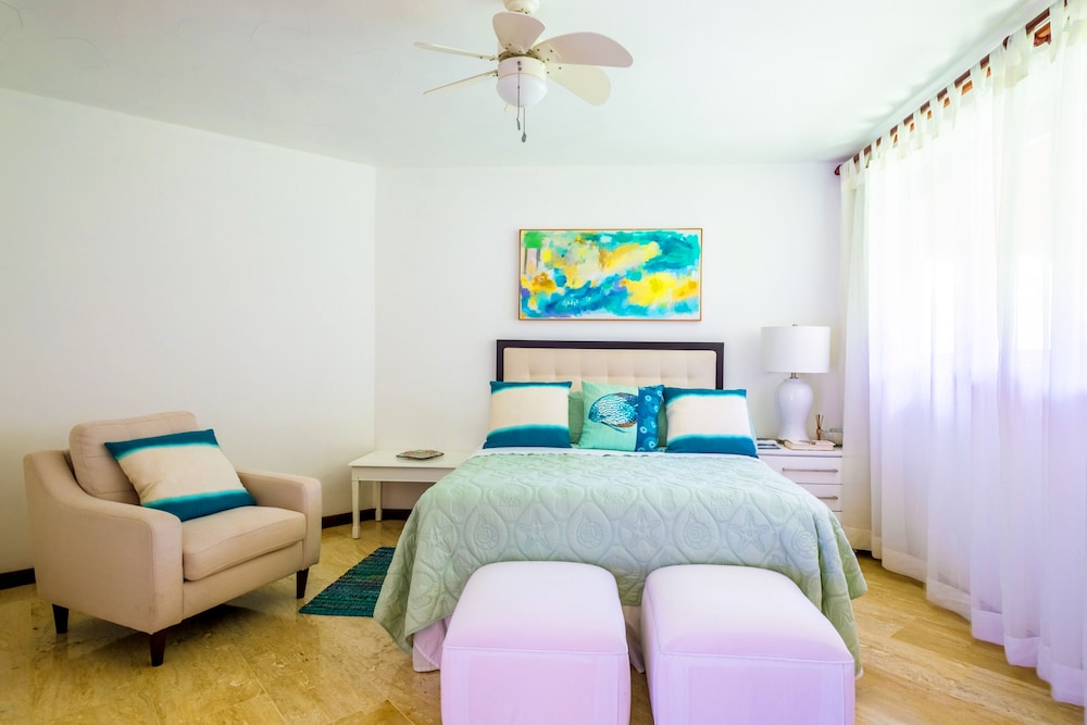 Unlimited Luxury Laureanne's Villa
