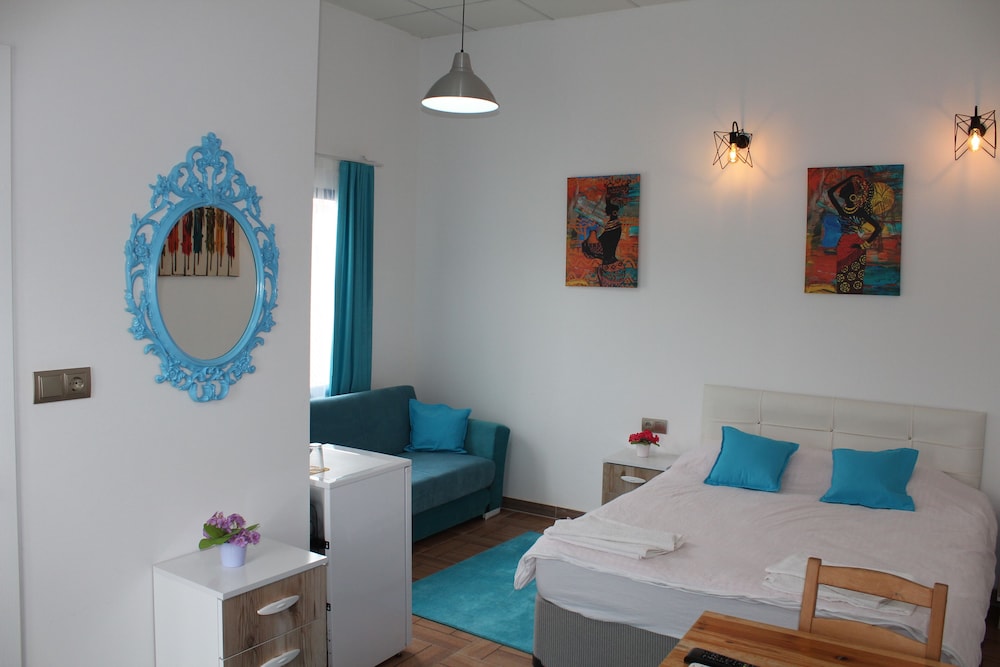 Mavi Restoran & Bistro - Image 149