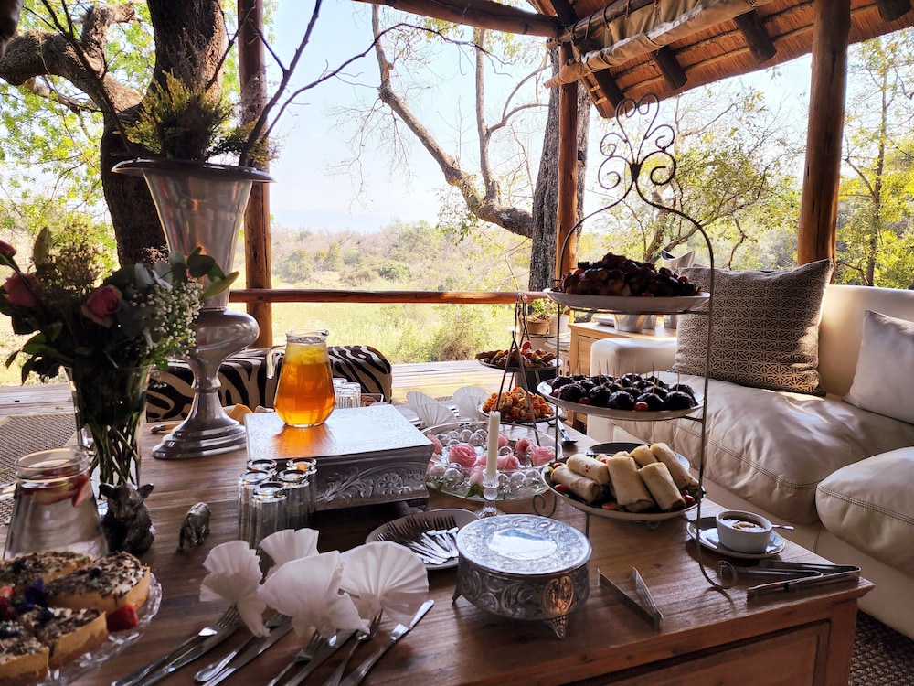 Karongwe - Kuname Safari Lodge - Image 4