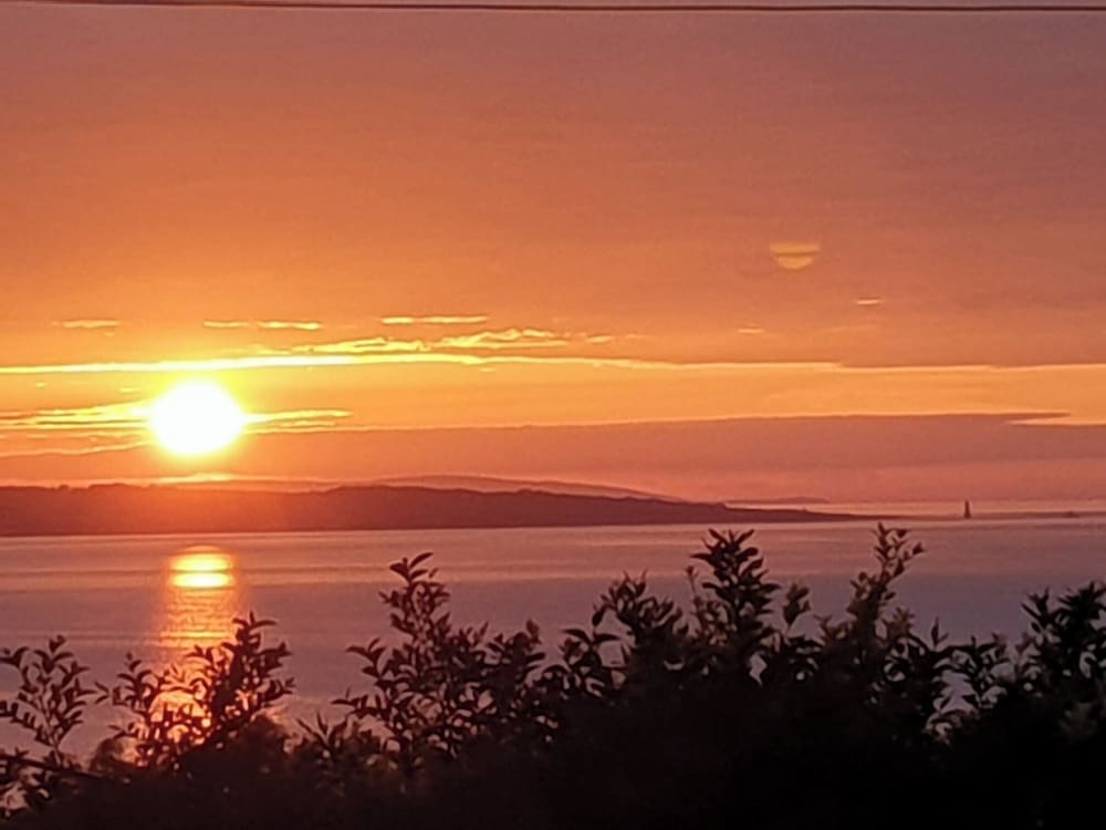 Stunning Sea View Blue Haven in Penmaenmawr